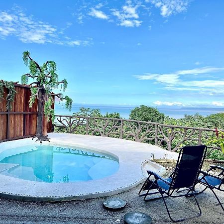 Akua Suites Ocean View ตาร์กอเลส ภายนอก รูปภาพ