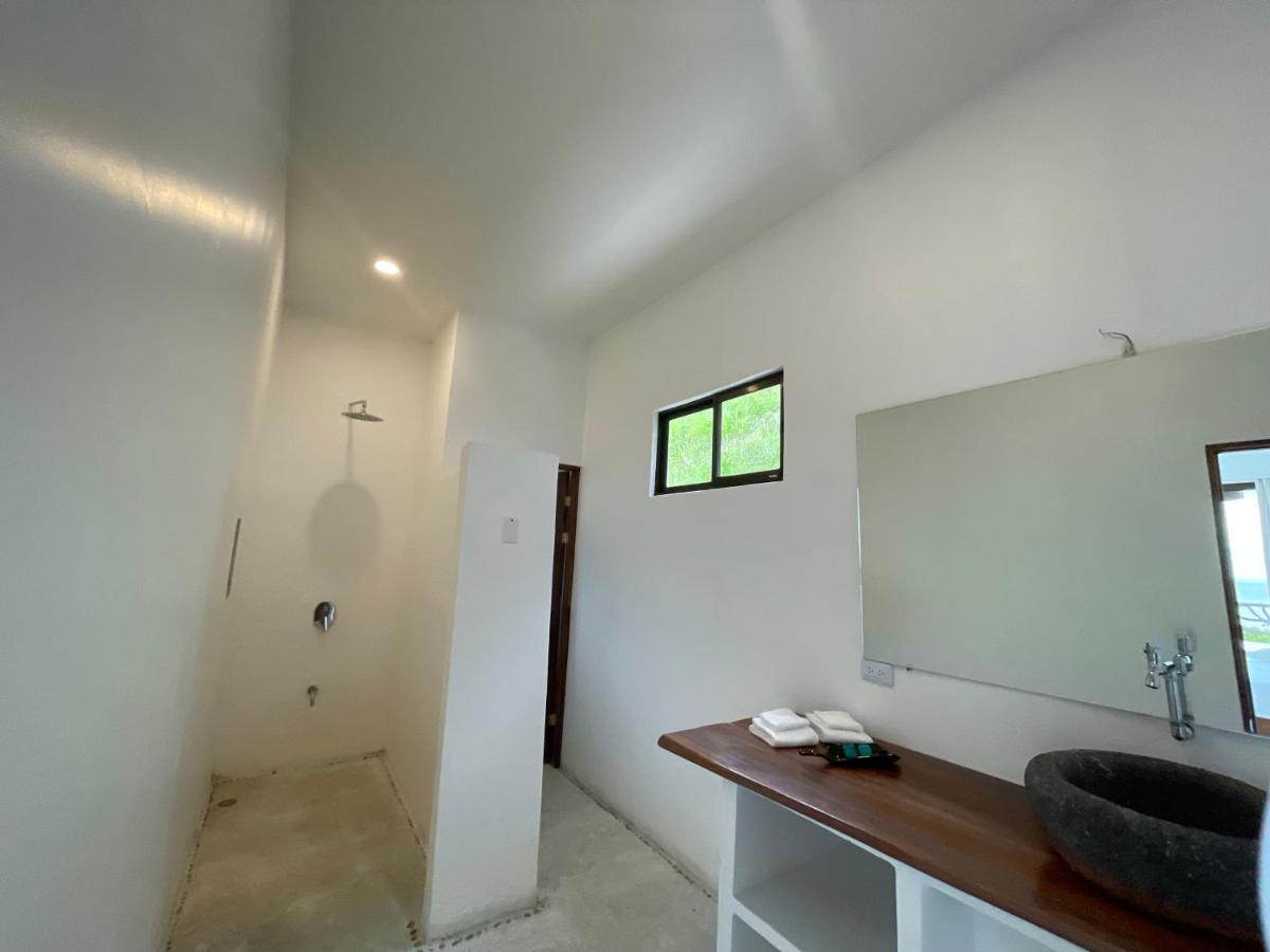 Akua Suites Ocean View ตาร์กอเลส ภายนอก รูปภาพ