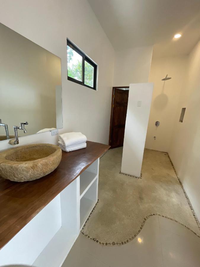 Akua Suites Ocean View ตาร์กอเลส ภายนอก รูปภาพ