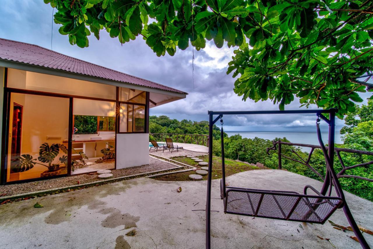 Akua Suites Ocean View ตาร์กอเลส ภายนอก รูปภาพ