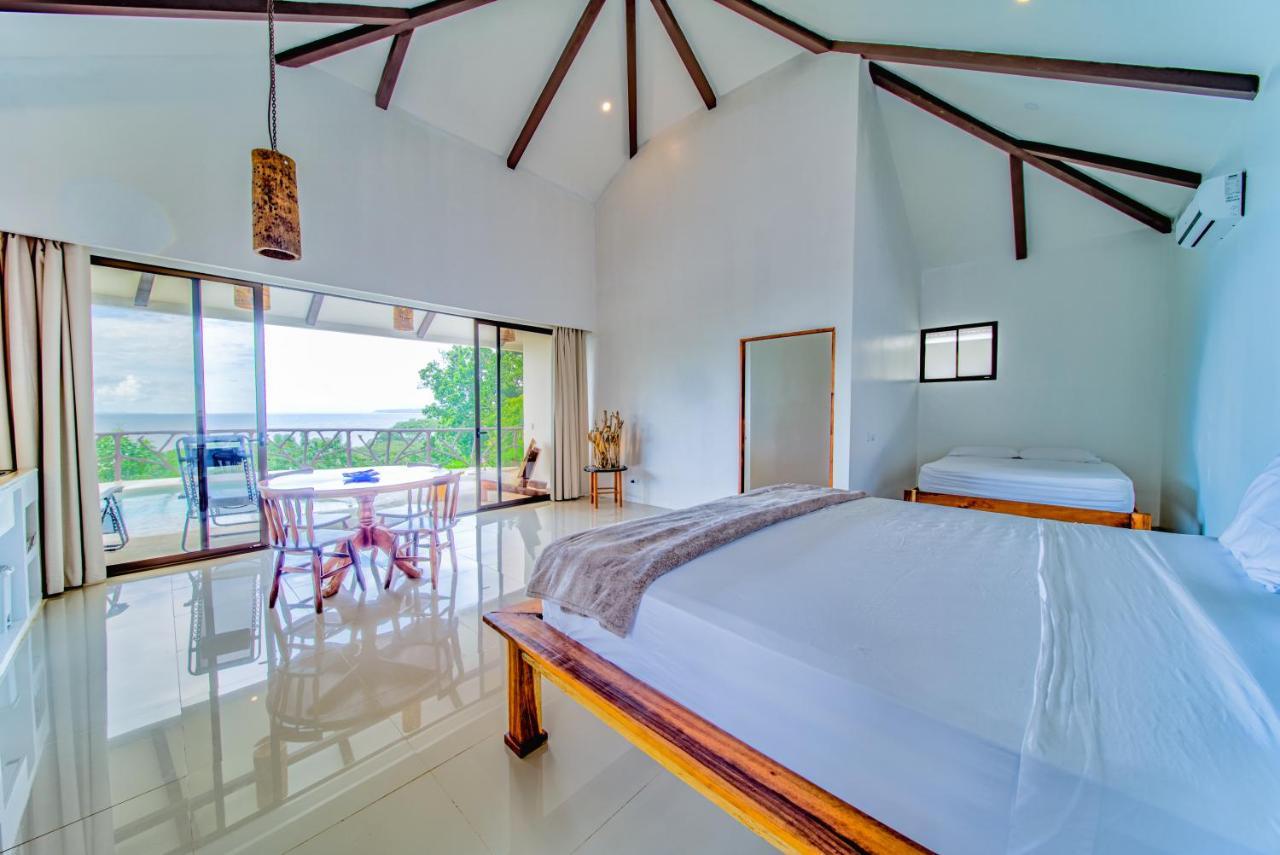 Akua Suites Ocean View ตาร์กอเลส ภายนอก รูปภาพ
